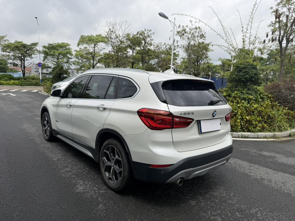 BMW X1 2018 #4 BMW X1 2018 car image #4