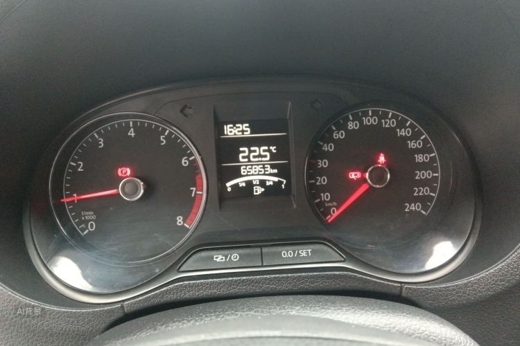 Volkswagen Polo 2018 car image #14