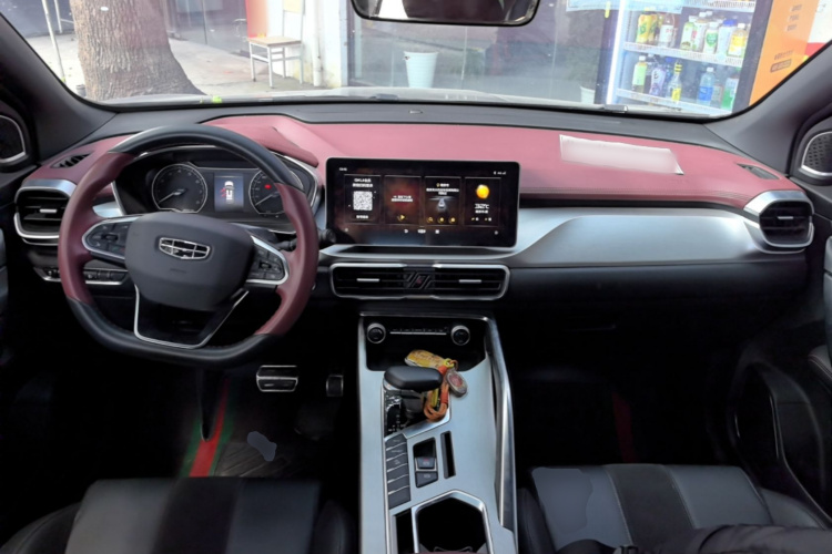 GEELY Coolray 2021 #11 GEELY Coolray 2021 car image #11