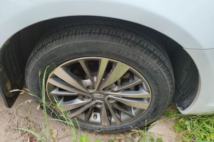 GEELY Emgrand 2019 #9 GEELY Emgrand 2019 car image #9