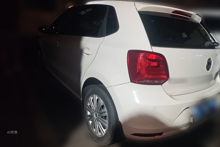 Volkswagen Polo 2016 car image #5