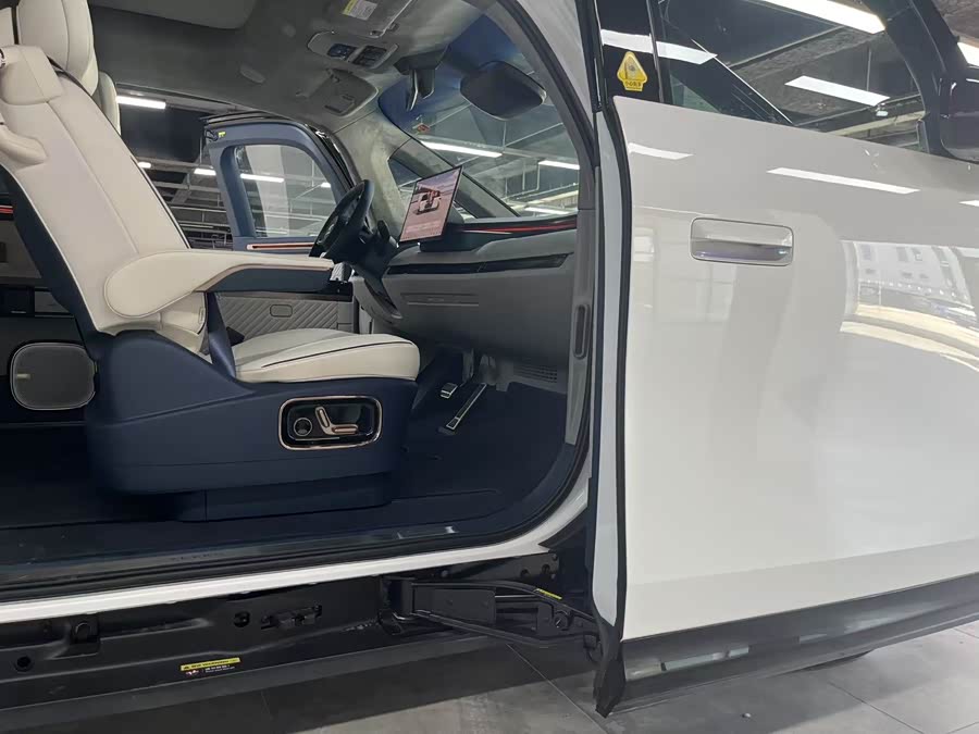 Zeekr MIX 2024 صورة سيارة #50