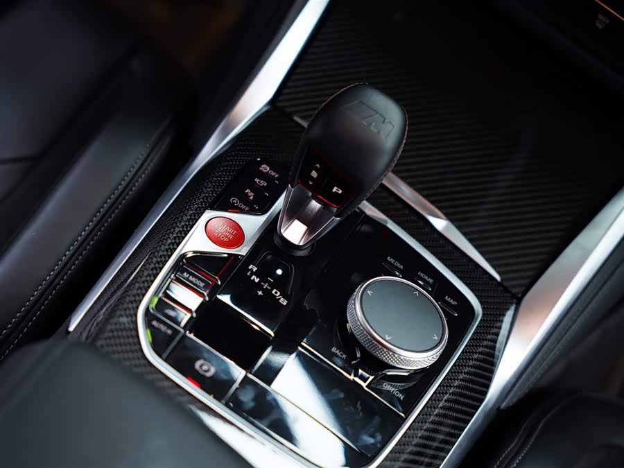 BMW M4 2024 immagine di auto #50