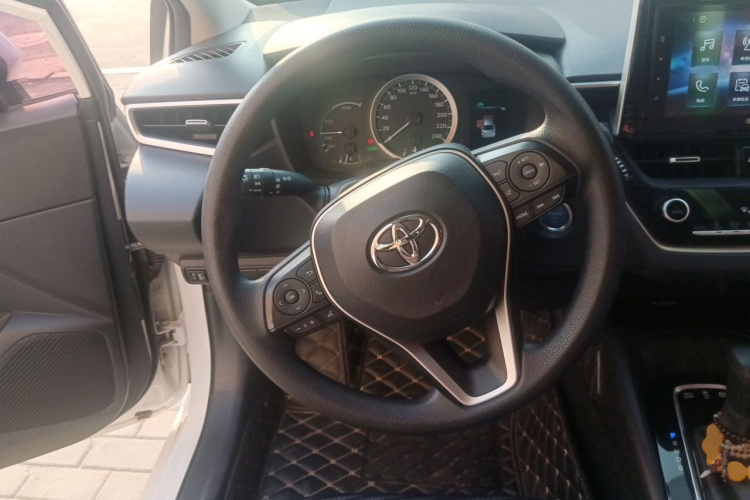 Toyota Corolla 2019 #11 Toyota Corolla 2019 car image #11