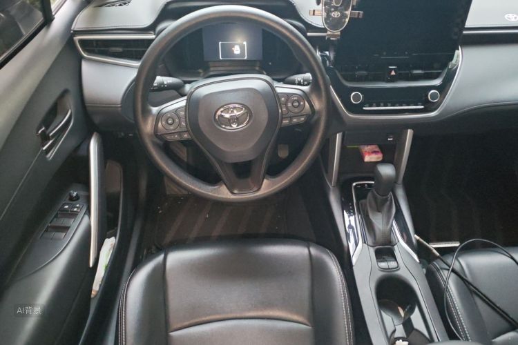Toyota Corolla Cross 2024 immagine di auto #12