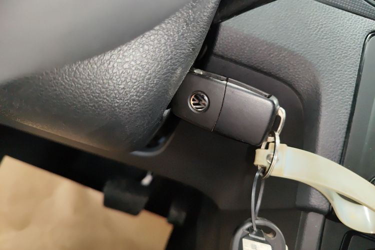 Volkswagen Santana 2022 car image #9