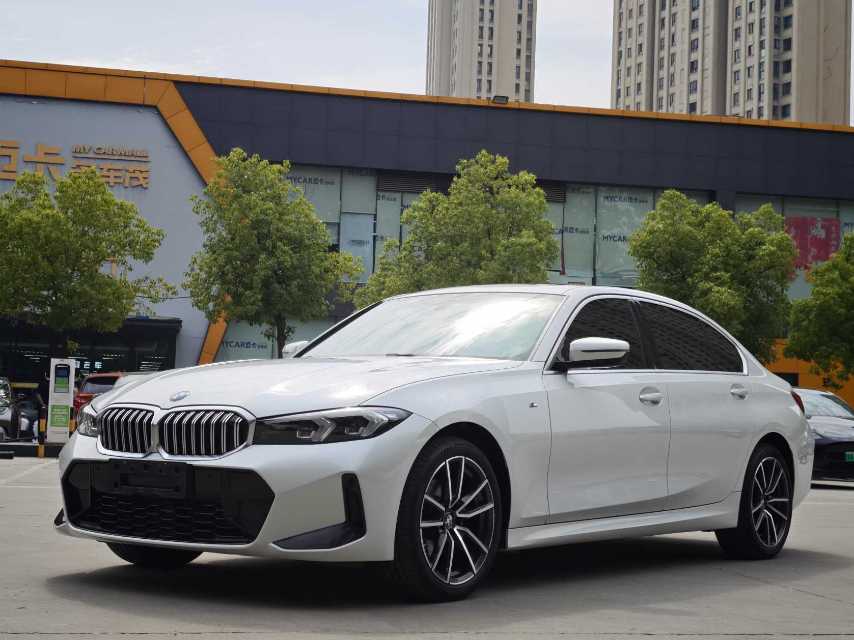BMW 3 Series 2024 BMW 3 Series 2024 car image