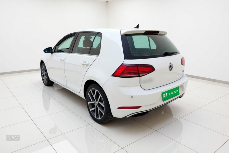 Volkswagen Golf 2020 #5 Volkswagen Golf 2020 car image #5