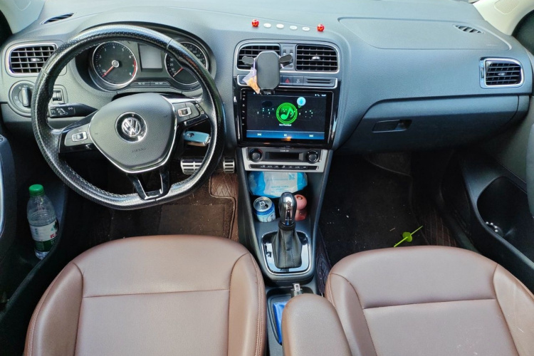 Volkswagen Polo 2018 car image #7