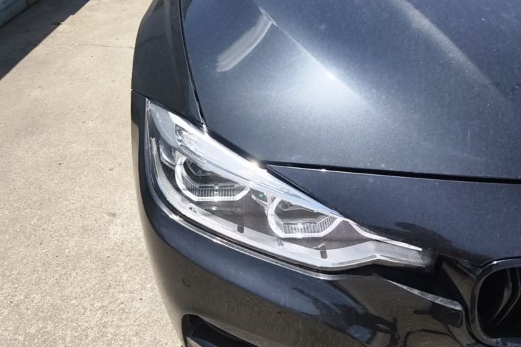 BMW 3 Series 2017 car image #8