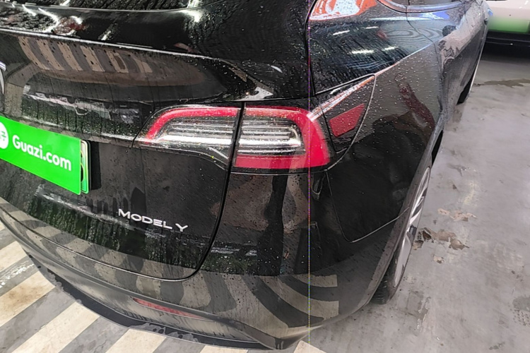 Tesla Model Y 2023 #8 Tesla Model Y 2023 car image #8