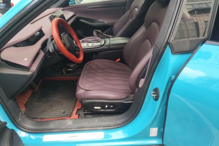 MI SU7 2025 immagine di auto #19