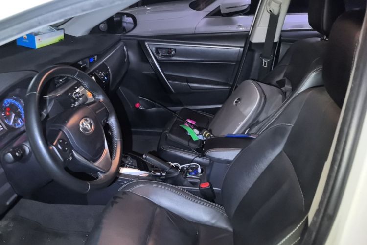 Toyota Corolla 2017 car image #19