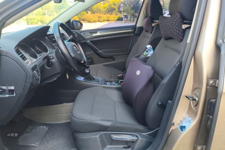 Volkswagen Golf 2015 car image #17