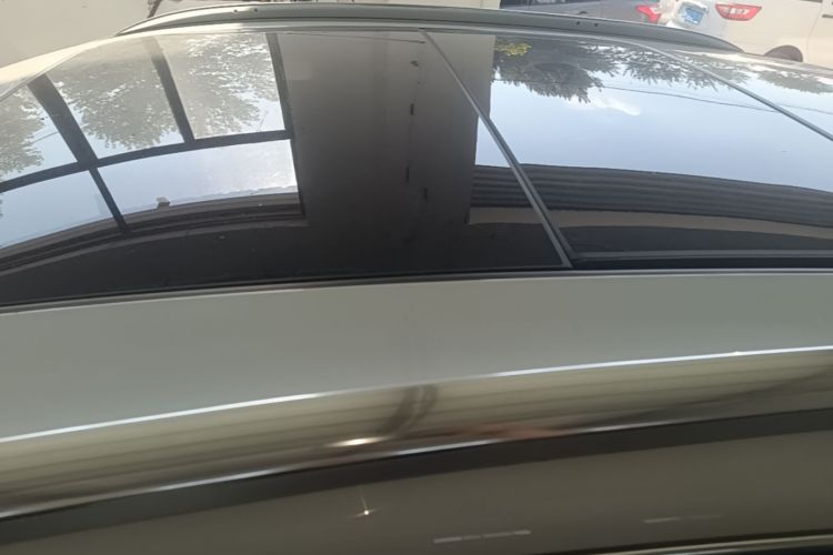 Audi Q3 2016 car image #25