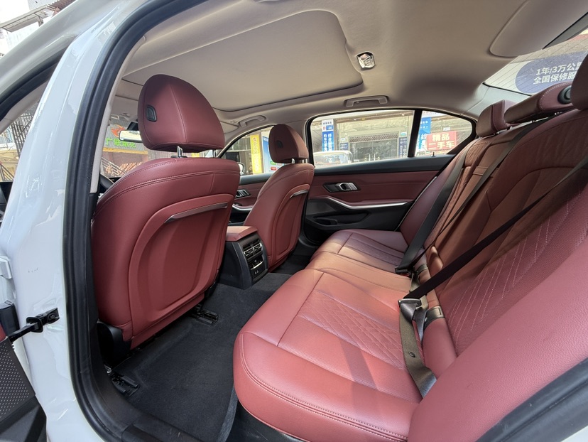 BMW 3 Series 2024 #8 BMW 3 Series 2024 car image #8