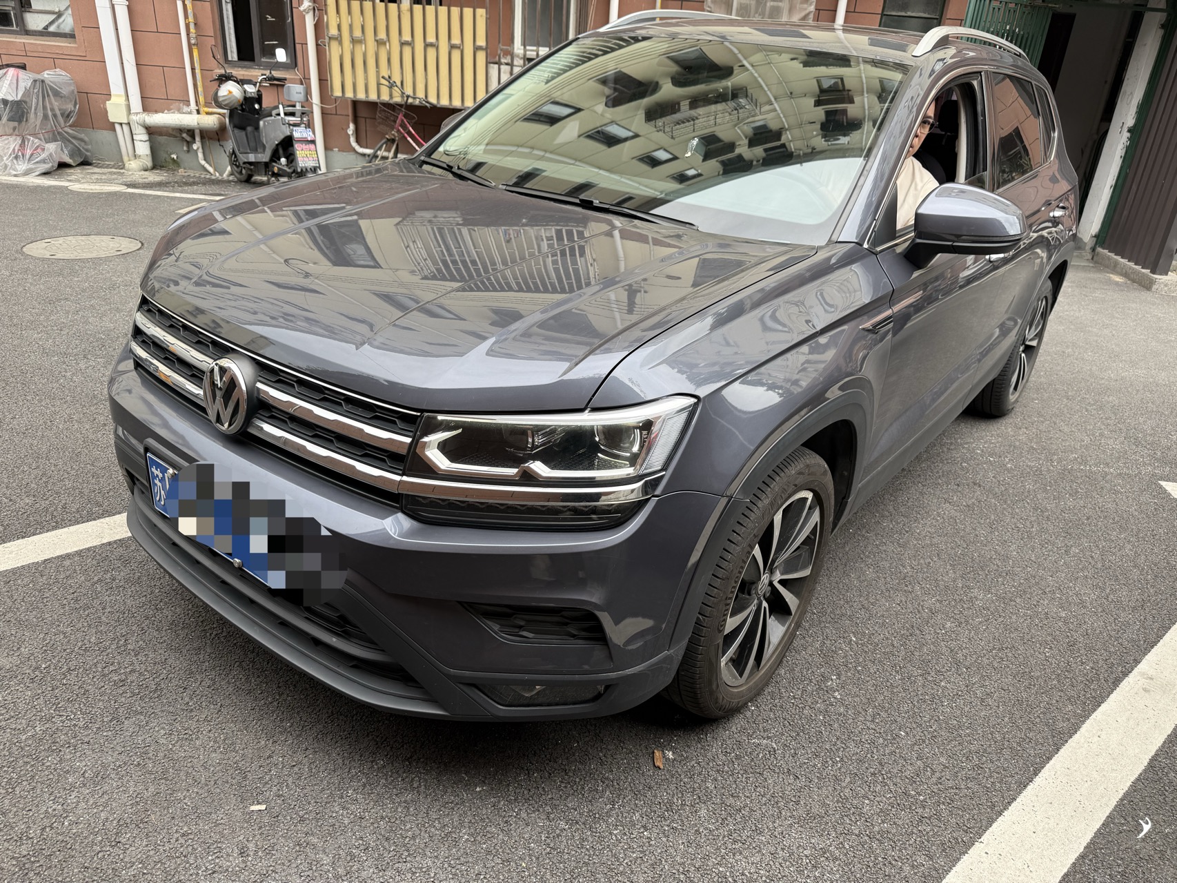 2020 2020 car image