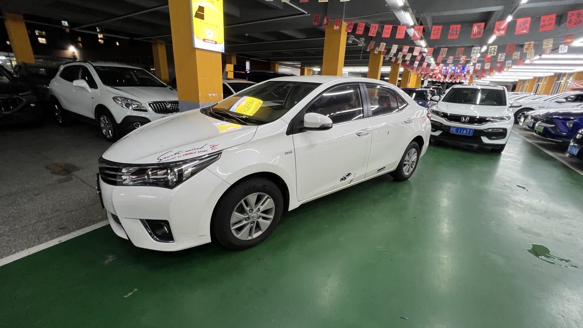 Toyota Corolla 2015 Toyota Corolla 2015 car image