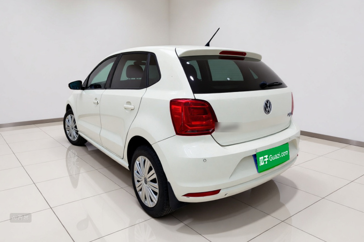 Volkswagen Polo 2017 #5 Volkswagen Polo 2017 car image #5