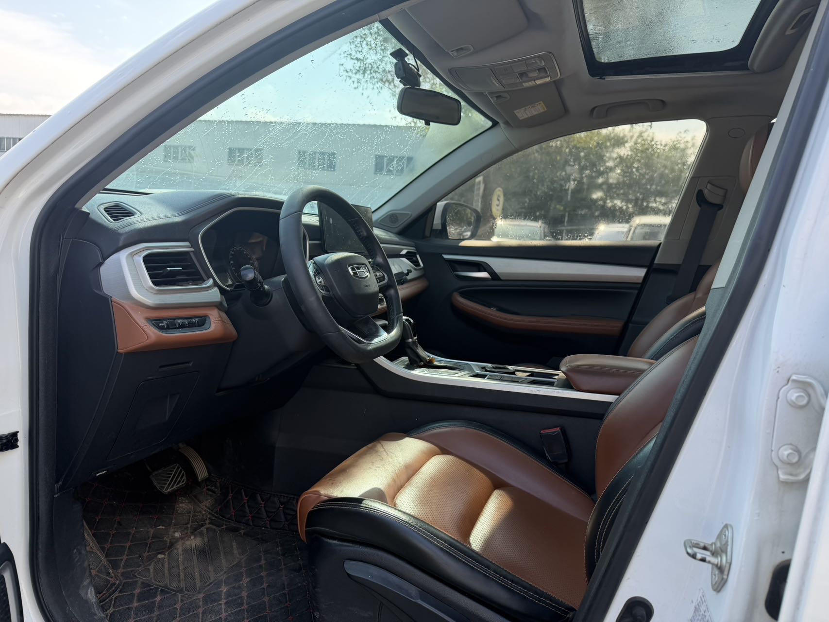 GEELY Vision X6 2020 #4 GEELY Vision X6 2020 car image #4