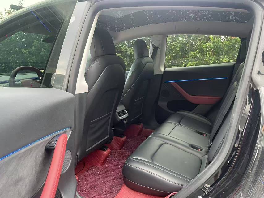 Tesla Model Y 2022 car image #7