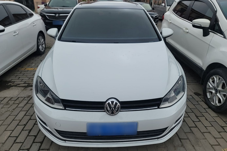 Volkswagen Golf 2015 car image #3