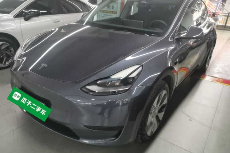 Tesla Model Y 2022 #2 Tesla Model Y 2022 car image #2