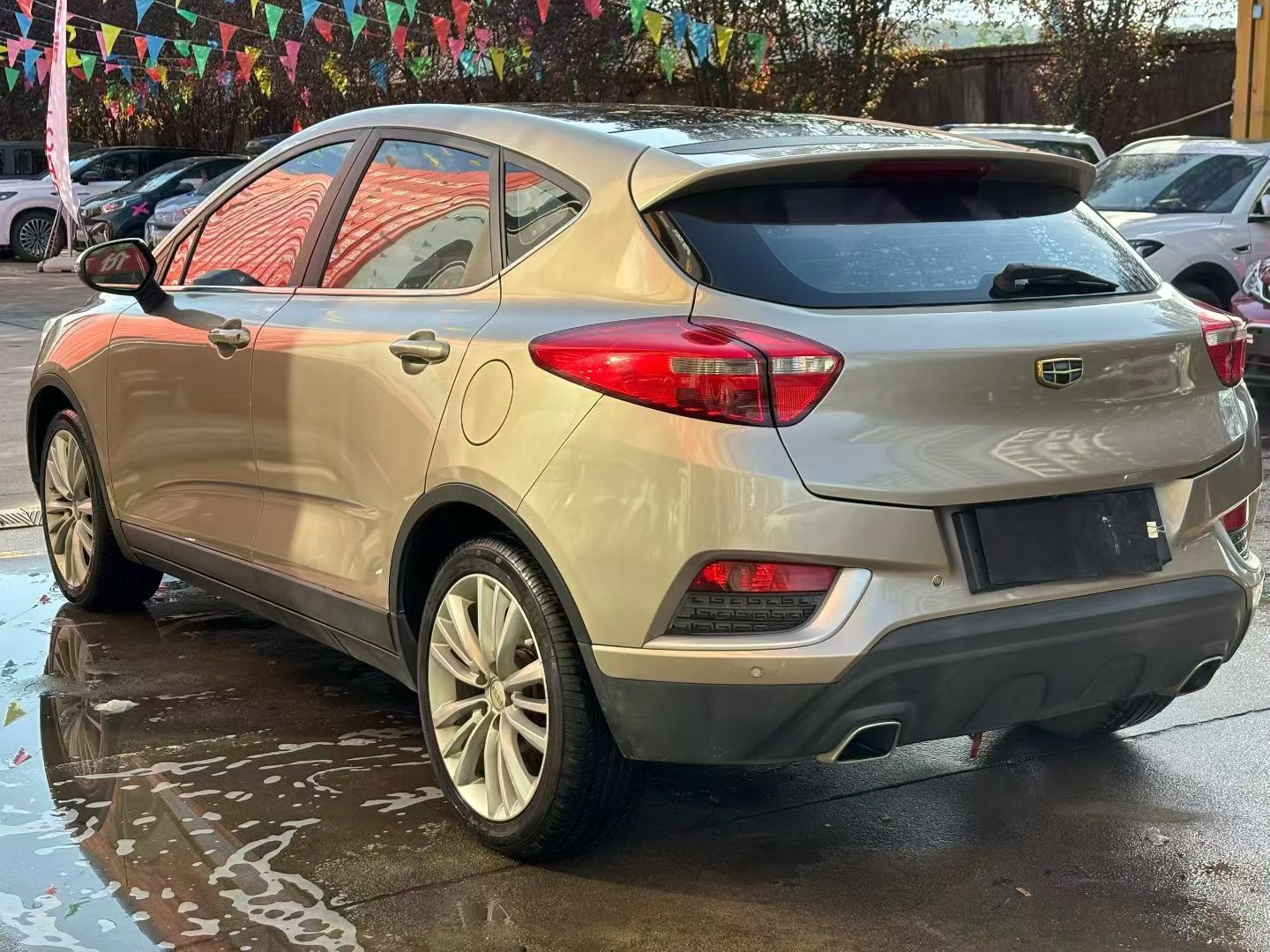 GEELY Emgrand GS 2017 car image #2