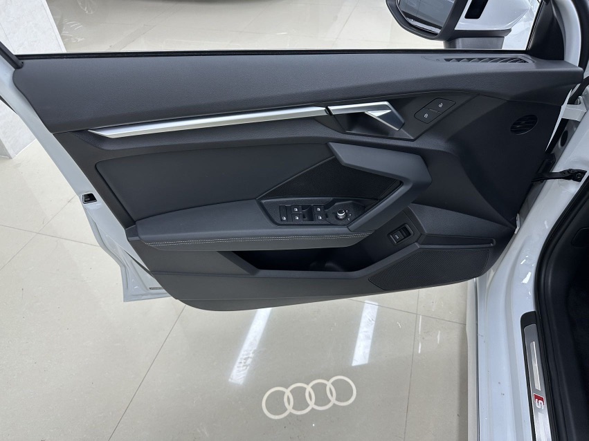 Audi A3 2023 car image #8