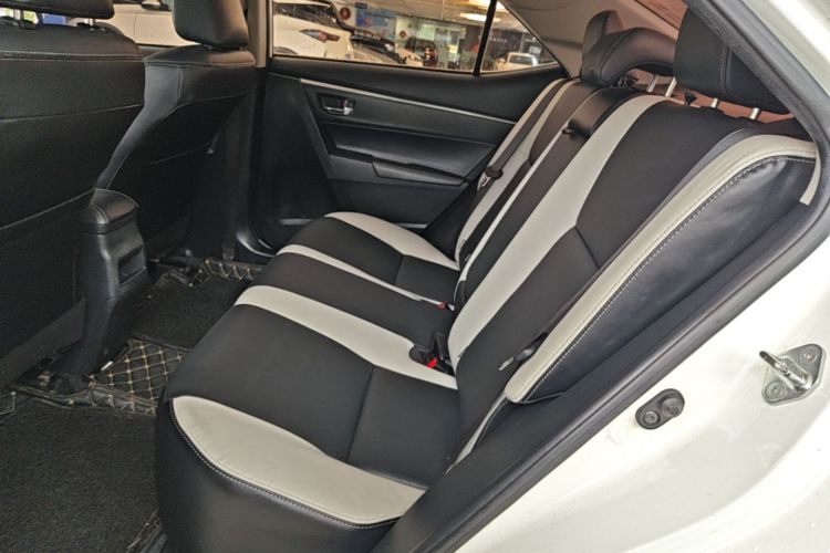 Toyota Corolla 2016 car image #13