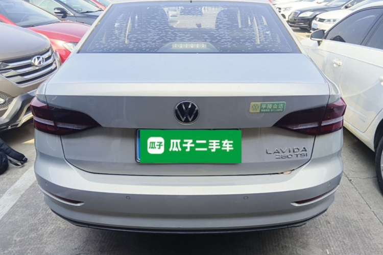 Volkswagen Lavida 2021 car image #6