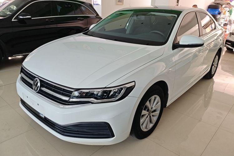 Volkswagen Bora 2022 car image #2