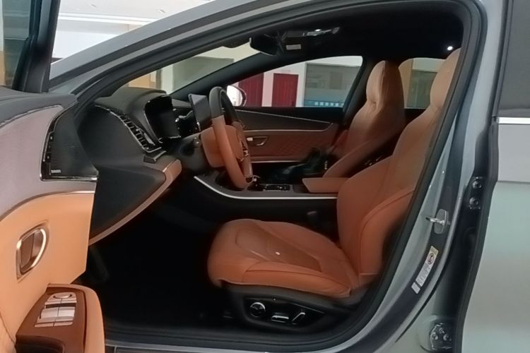 BYD Han 2022 car image #16