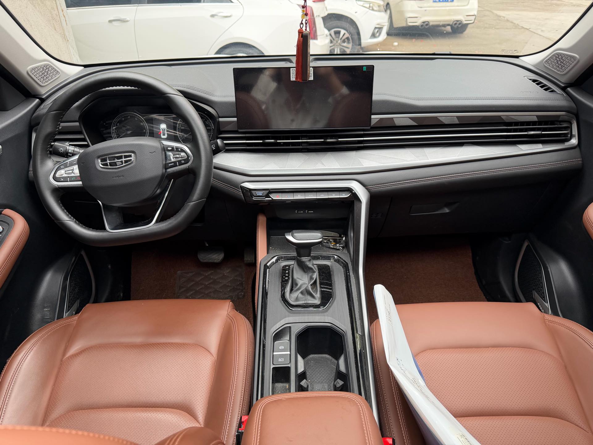 GEELY Vision X6 2024 صورة سيارة #10