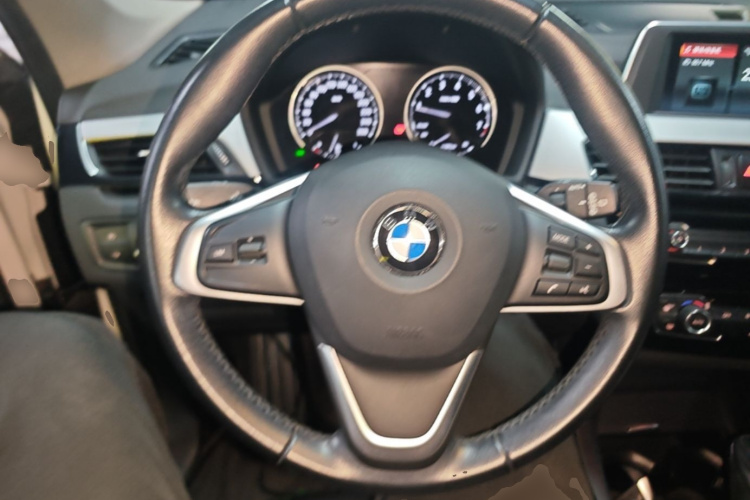 BMW X1 2019 #11 BMW X1 2019 car image #11