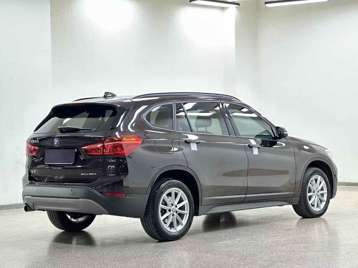 BMW X1 2019 #7 BMW X1 2019 صورة سيارة #7