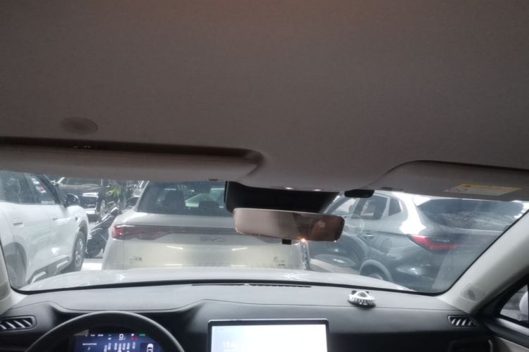 BYD YuanUP 2025 #20 BYD YuanUP 2025 immagine di auto #20