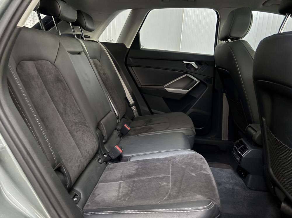 Audi Q3 2022 #19 Audi Q3 2022 car image #19