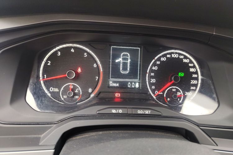 Volkswagen Polo 2021 car image #12