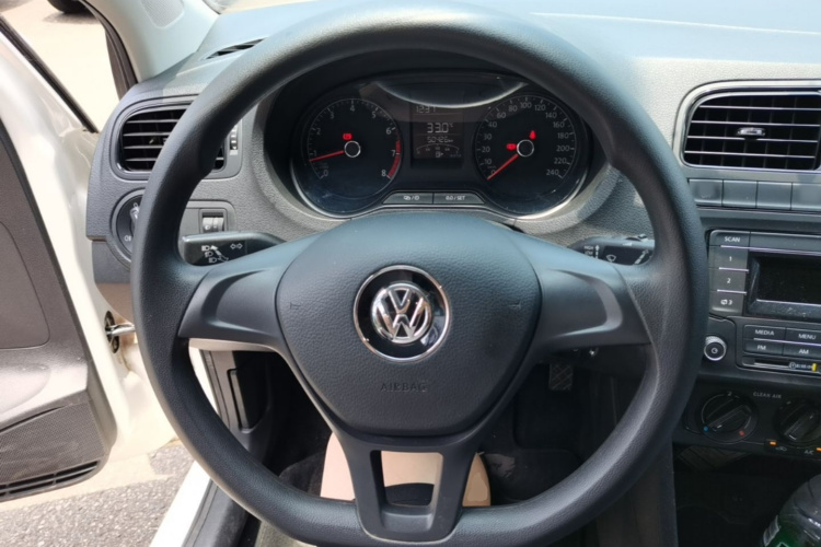 Volkswagen Polo 2018 #11 Volkswagen Polo 2018 car image #11