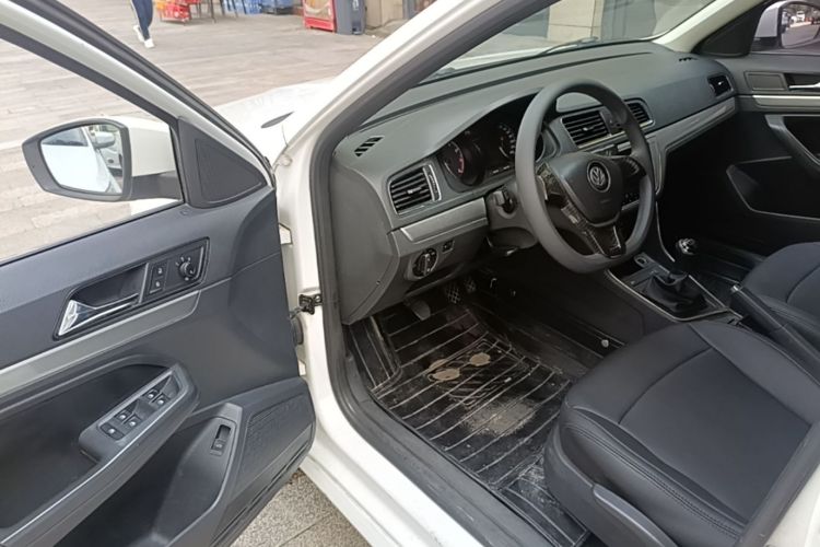 Volkswagen Lavida 2016 car image #16