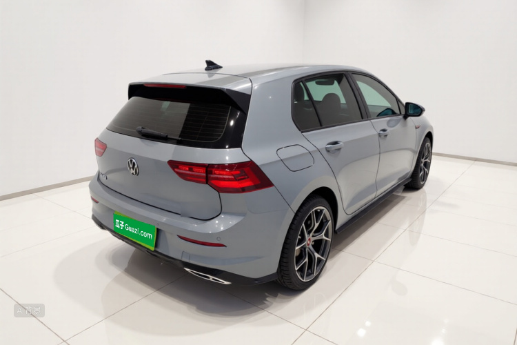 Volkswagen Golf 2023 imagen de coche #7