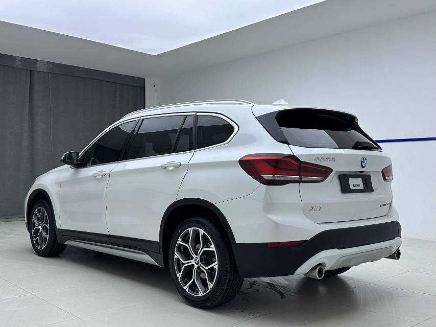 BMW X1 2022 #4 BMW X1 2022 car image #4