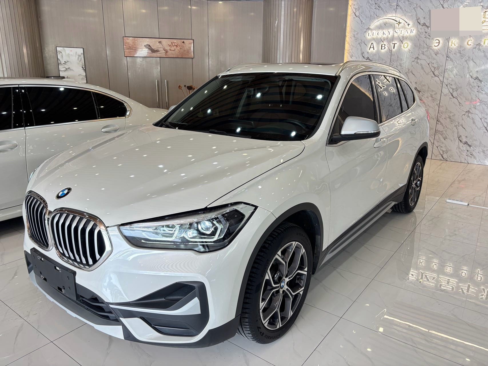 BMW X1 2023 car image 