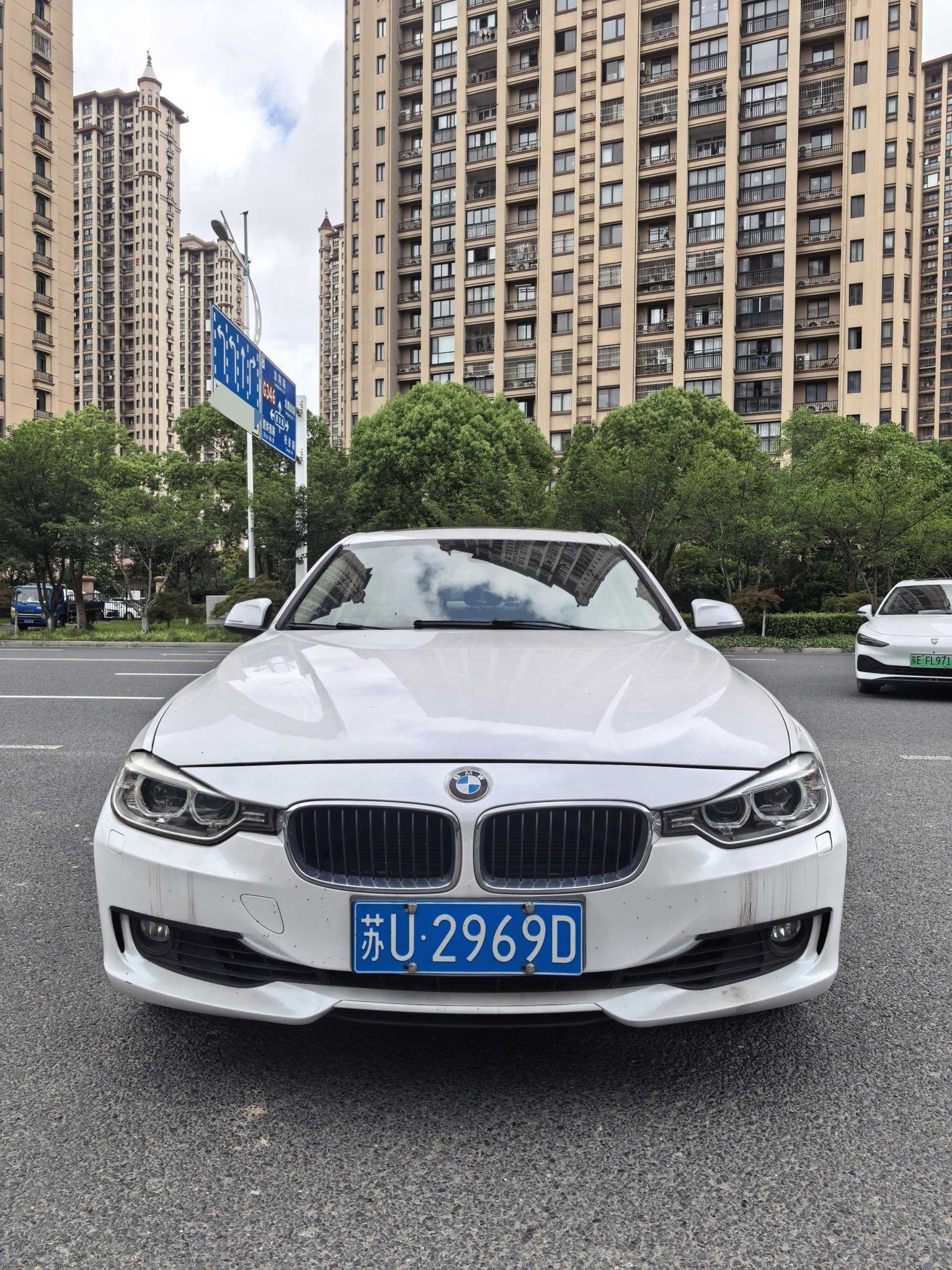 BMW 3 Series (Imported) 2013 #2 BMW 3 Series (Imported) 2013 car image #2