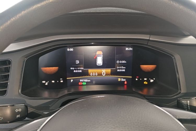 Volkswagen Polo 2023 car image #12