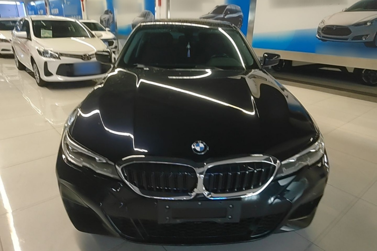 BMW 3 Series 2021 car image #3