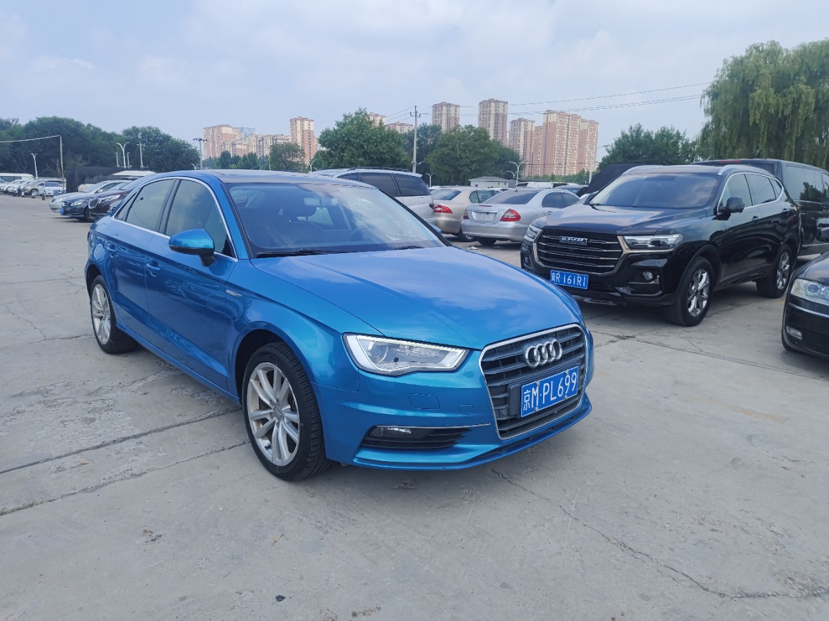 Audi A3 2016 car image #2
