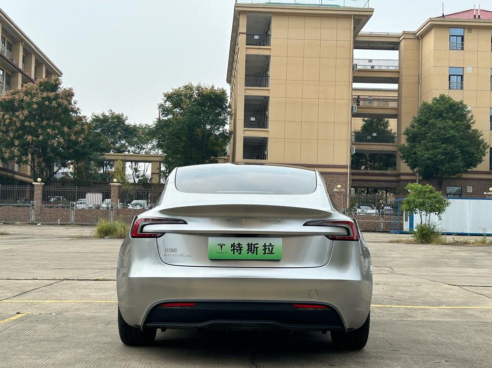 Tesla Model 3 2024 #6 Tesla Model 3 2024 immagine di auto #6