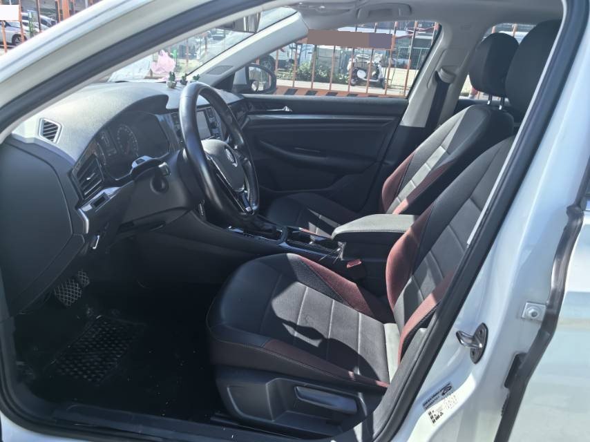 Volkswagen Bora 2019 image de voiture #4